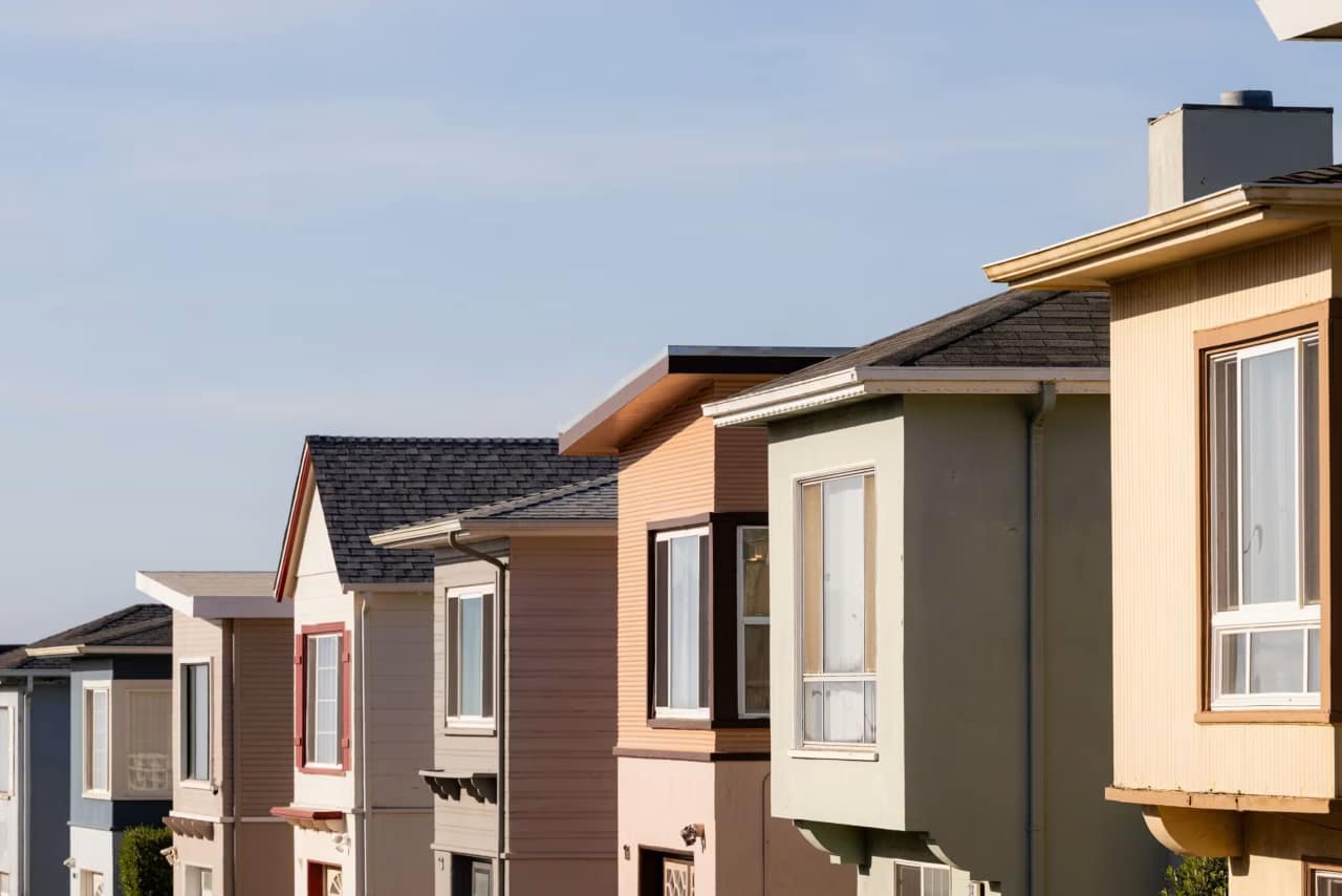 High interest rates and a chronic shortage of inventory have pushed the U.S. housing market to a breaking point. In this podcast series, we examine the strategies emerging to solve the country’s housing shortfall.
